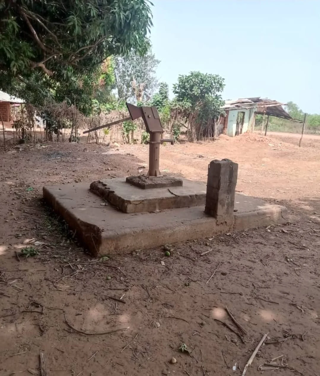 Pozo tradicional en una zona rural de Guinea-Bissau